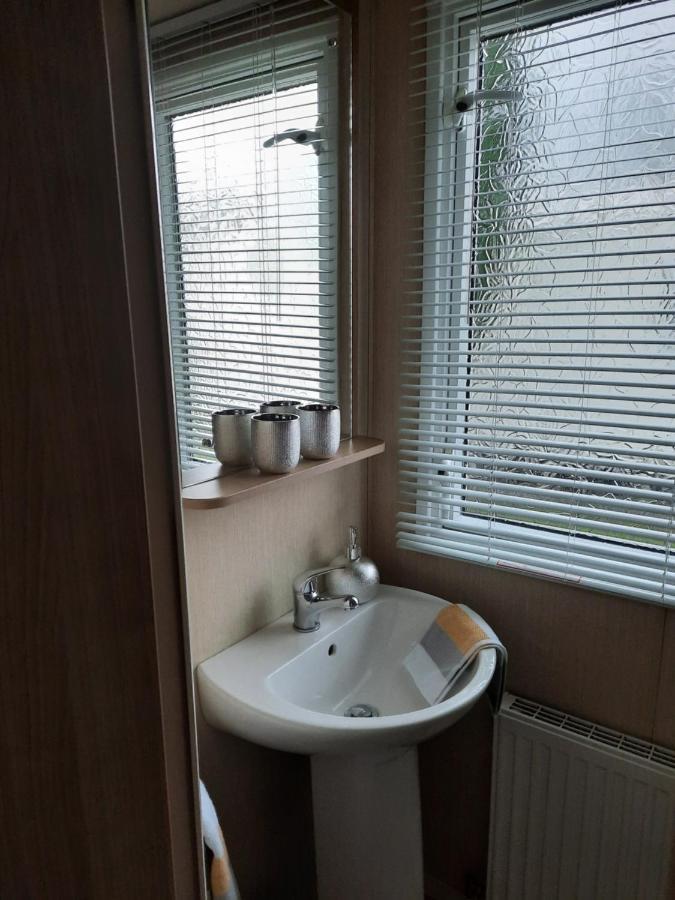Haggerston Castle 3 Bedroom Deluxe Holiday Home Cheswick  Екстер'єр фото