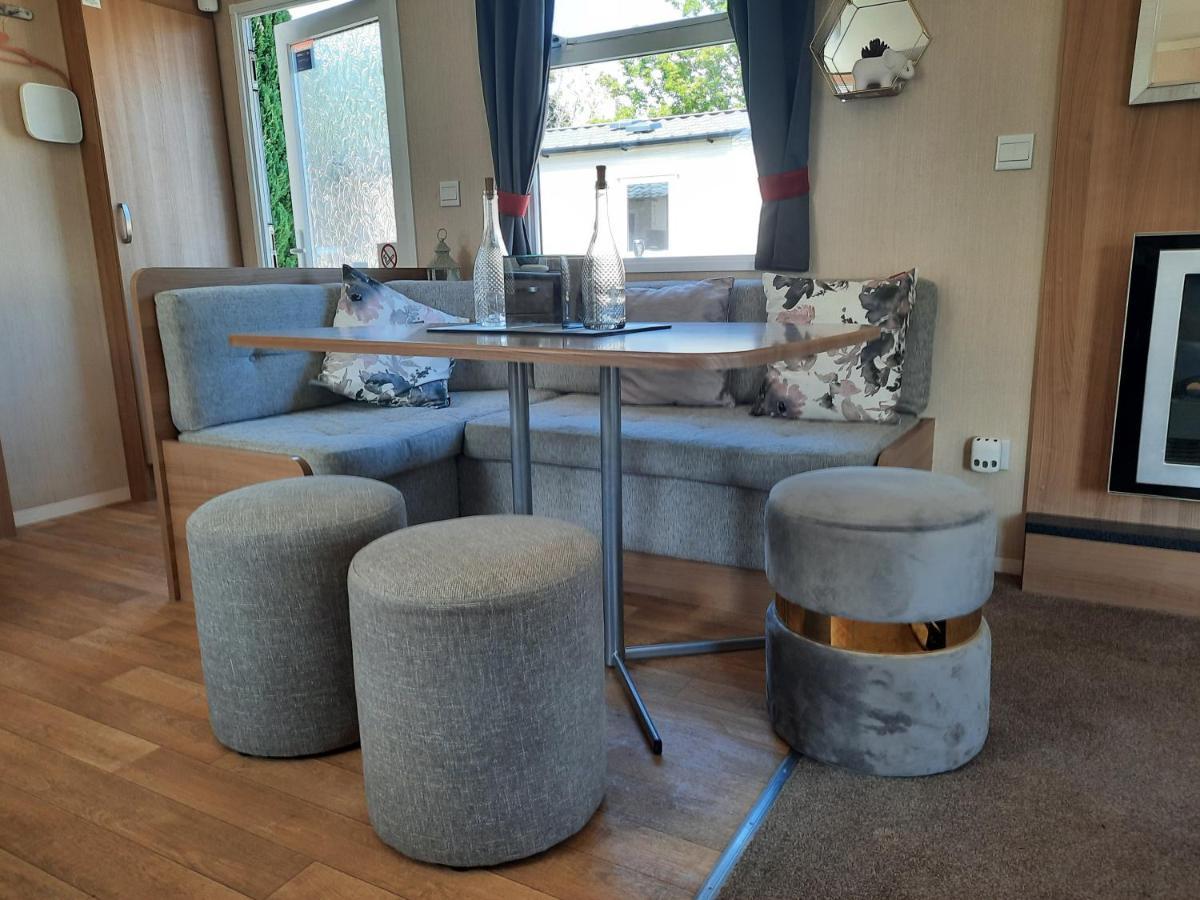 Haggerston Castle 3 Bedroom Deluxe Holiday Home Cheswick  Екстер'єр фото