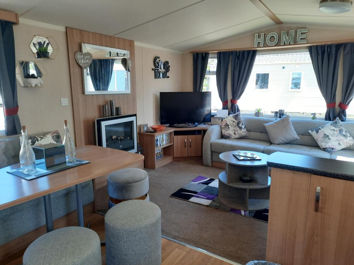 Haggerston Castle 3 Bedroom Deluxe Holiday Home Cheswick  Екстер'єр фото
