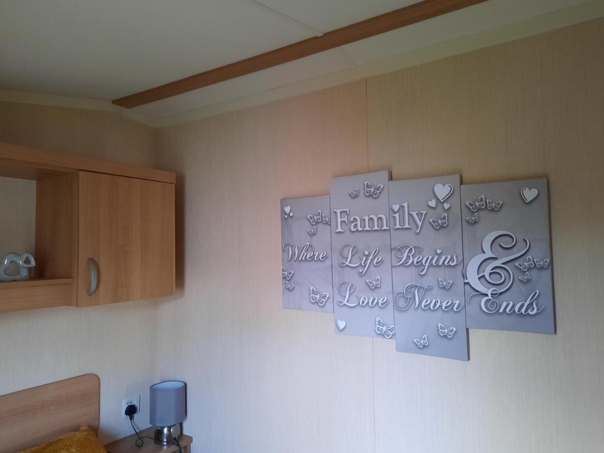 Haggerston Castle 3 Bedroom Deluxe Holiday Home Cheswick  Екстер'єр фото