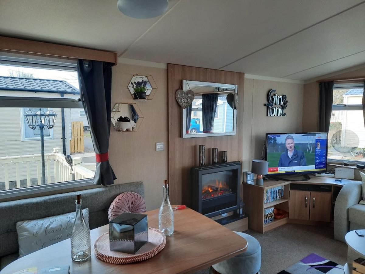 Haggerston Castle 3 Bedroom Deluxe Holiday Home Cheswick  Екстер'єр фото