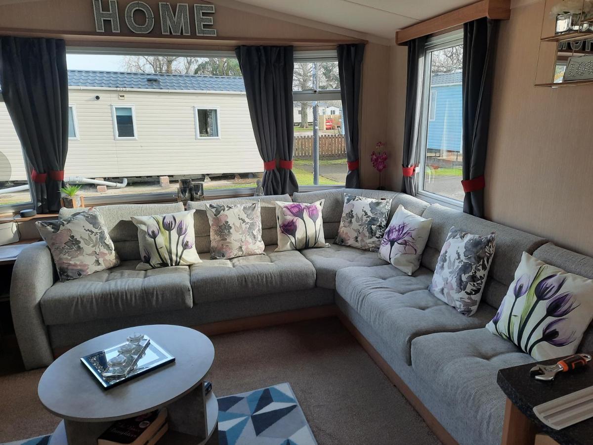 Haggerston Castle 3 Bedroom Deluxe Holiday Home Cheswick  Екстер'єр фото