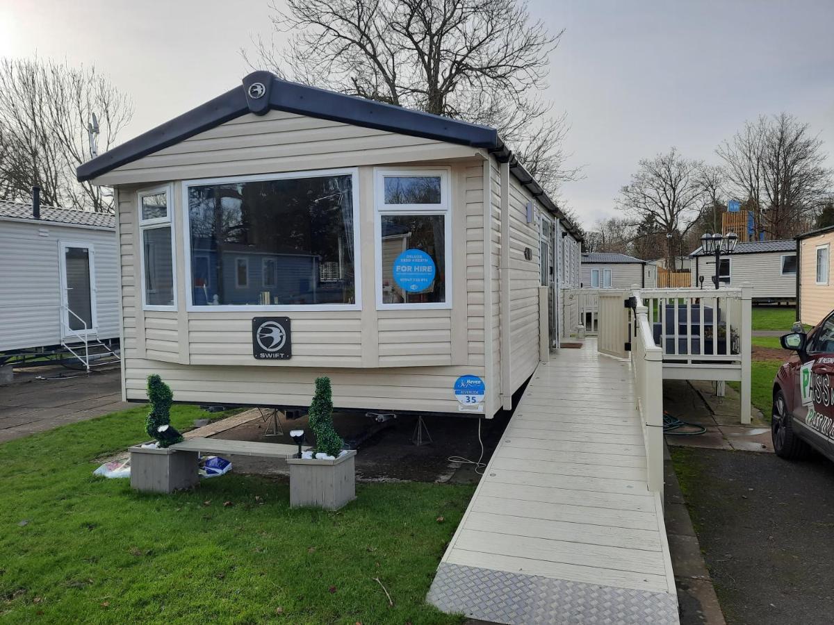 Haggerston Castle 3 Bedroom Deluxe Holiday Home Cheswick  Екстер'єр фото